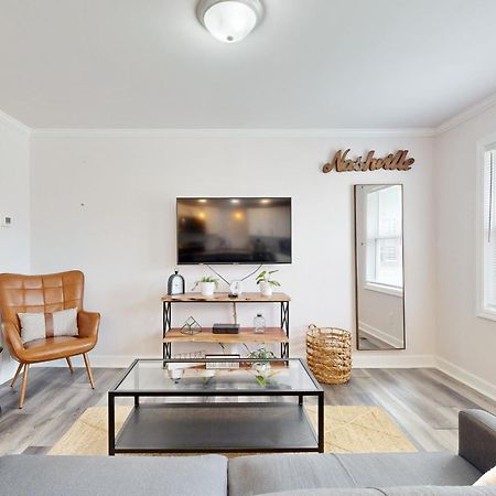 Capitol Hill Retreat A Villa แนชวิลล์ ภายนอก รูปภาพ