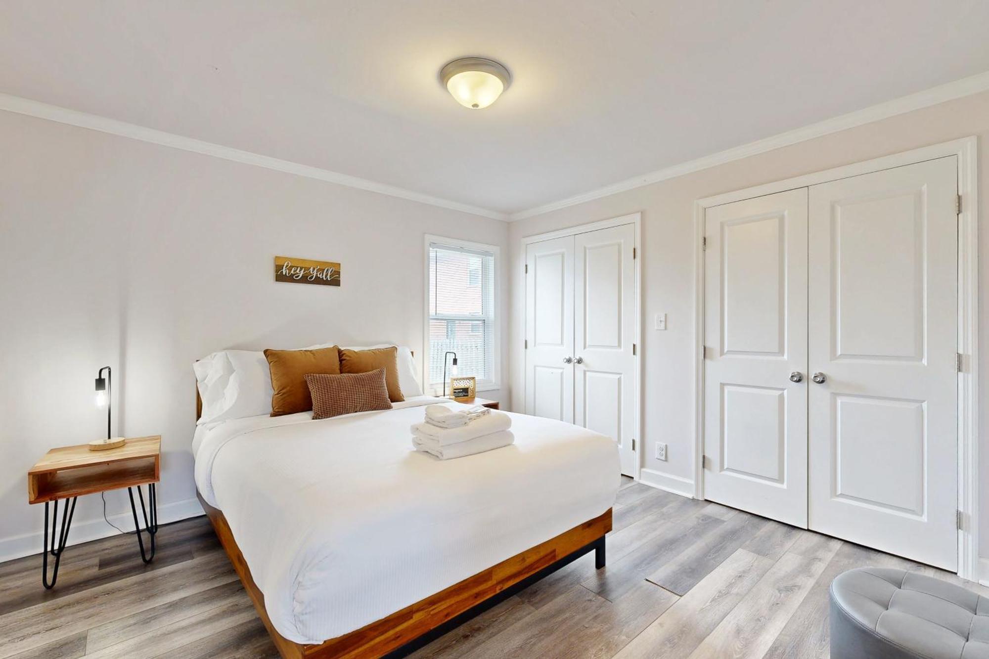 Capitol Hill Retreat A Villa แนชวิลล์ ภายนอก รูปภาพ