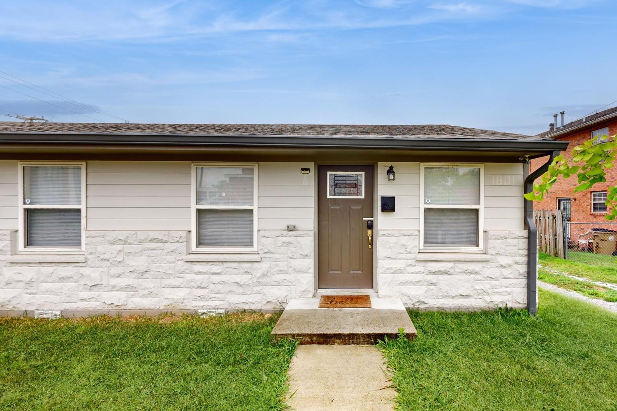 Capitol Hill Retreat A Villa แนชวิลล์ ภายนอก รูปภาพ